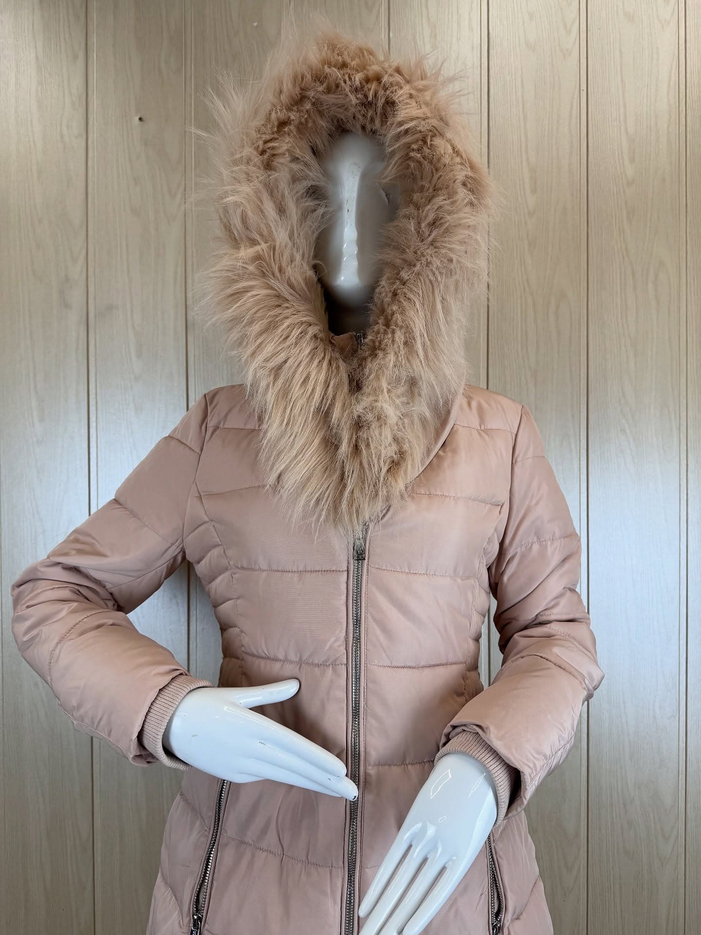 Класнa куртка від Guess 💖, фото 4