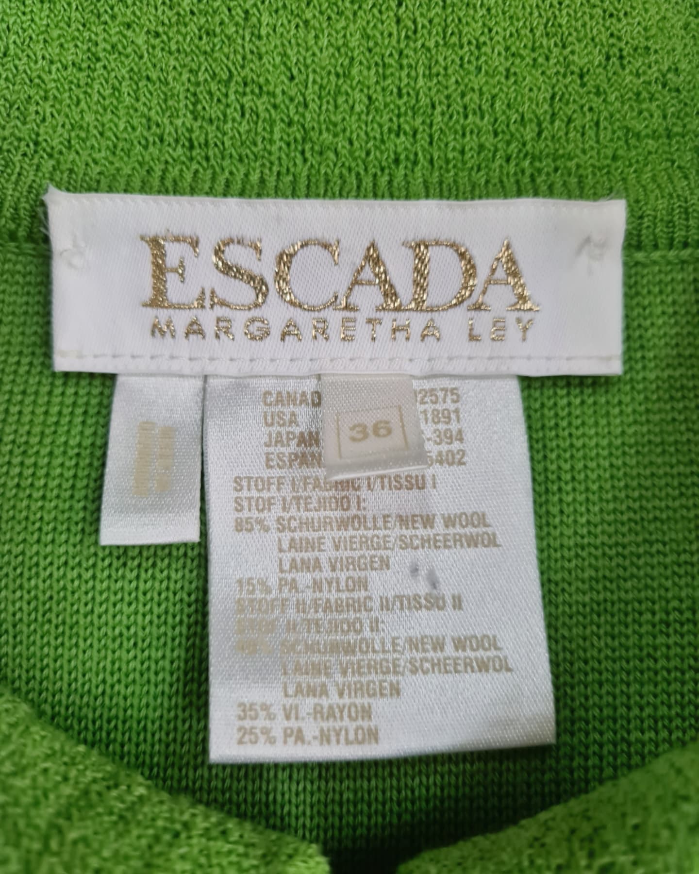 Яркий винтажный кардиган-жакет от ESCADA by Margaretha Ley 💚💚💚