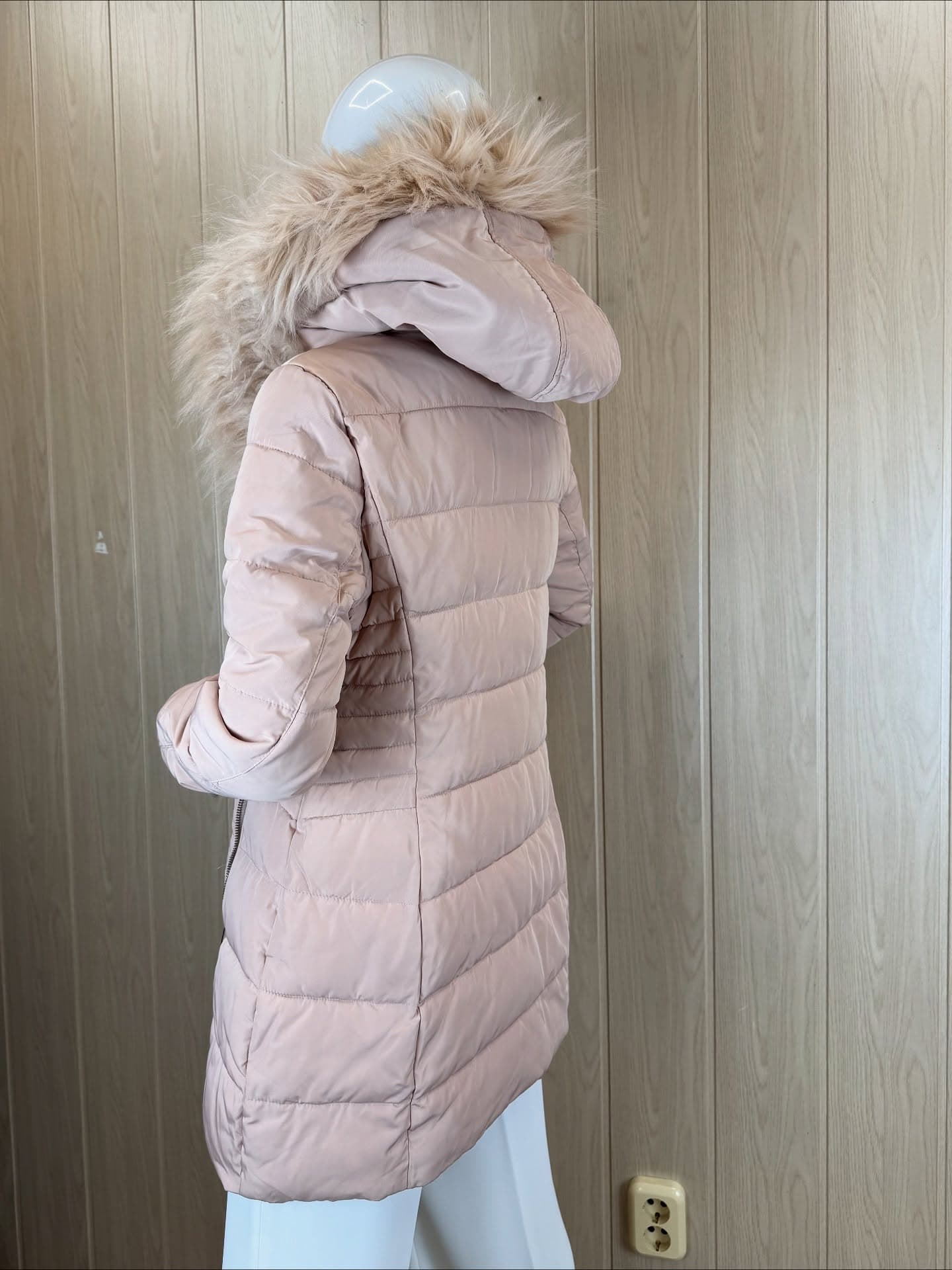 Класнa куртка від Guess 💖, фото 3